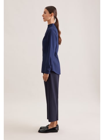 Kelchkragenbluse Slim in Dunkelblau