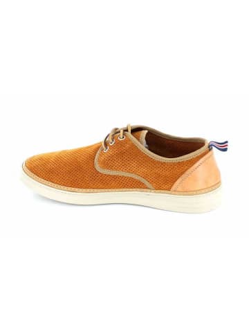 Schnürschuhe in braun