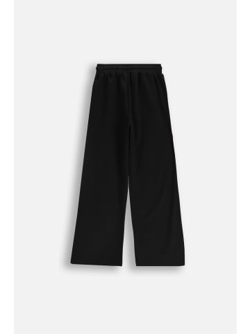 Slim Fit Jogginghose in schwarz