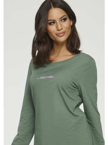 Pyjama in lila-kariert