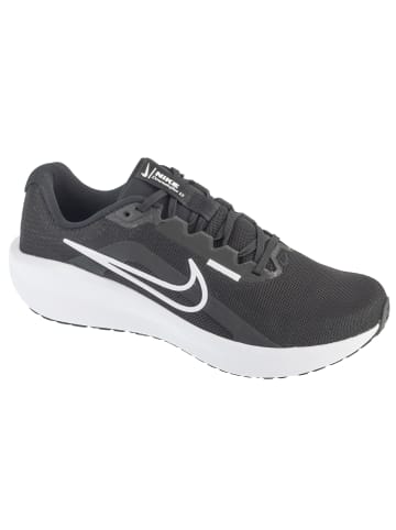 Nike W Downshifter 13 in Schwarz