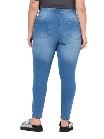 Jeans in light blue