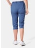 GOLDNER Kurzgröße:  Sportive Capri-Hose aus trageangenehmen Satin in schieferblau