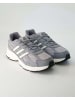 adidas Sneaker low in Grau