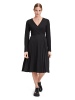 CARTOON Wickelkleid mit Plissee in Schwarz