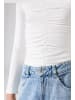 Garcia Langarmshirt mit modischen Raffungen in off white