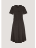 Hessnatur Hessnatur Jersey Kleid Kniebedeckend Slim aus reiner Bio-Baumwolle in kakao braun