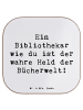 Mr. & Mrs. Panda Bierdeckel Spruch Bibliothekar Held mit Spruch in Weiß