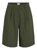 Vila High Waist Shorts mit Plisseefalten in Deep Depths