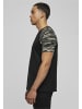 Urban Classics T-Shirt in blk/darkcamo