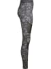 Urban Classics Leggings in dark digital camo