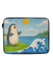 Mr. & Mrs. Panda Laptop Bag Pinguin Surfer Design ohne Spruch in Weiß