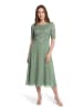 Vera Mont Cocktailkleid mit Spitze in Pale Peridot