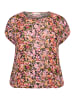 KAFFE curve Kurzarm-Bluse KCami Loose fit in Melon/Pink Abstract Flower