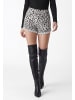 faina Women Shorts in White Leopard