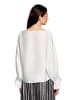 Betty Barclay Satin-Bluse mit U-Boot-Ausschnitt in Rohweiß