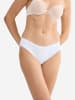 Triumph Tai-Slip Red Label Smart Invisible in white