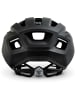 Met Fahrradhelm in Schwarz