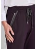 GOLDNER Kurzgröße:  Stoffhose Elegante Joggpants SARA, hoher Bund in aubergine