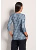 MADELEINE Print-Shirt mit U-Boot-Ausschnitt in blau / multicolor