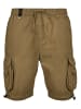 Urban Classics Cargo Shorts in olivgrün