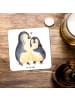 Mr. & Mrs. Panda Tischuntersetzer Pinguin umarmen ohne Spruch in Weiß
