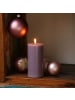 Deluxe Homeart LED Kerze Mia Echtwachs flackernd H: 15cm D: 7,5cm in lila