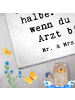Mr. & Mrs. Panda Frotteehandtuch Arzt Herz mit Spruch in Weiß