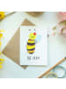 Mr. & Mrs. Panda Grußkarte Biene Happy mit Spruch in Weiß