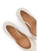 Kazar Pumps in Off-white