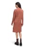 CARTOON Strickkleid mit Stehkragen in terra cotta