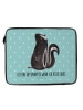 Mr. & Mrs. Panda Laptop Tasche Stinktier Sitzen mit Spruch in Türkis Pastell