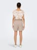 ONLY Shorts in Safari