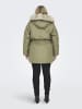 ONLY Carmakoma Langer Parka in Aloe