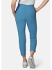 GOLDNER Kurzgröße:  Moderne Hose mit streckenden Biesen in taubenblau