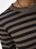 Object Pullover in Morel