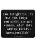 Mr. & Mrs. Panda Mauspad Spruch Fotografin Ninja mit Spruch in Schwarz