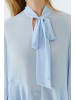 Oui Chiffonbluse mit V-Ausschnitt in Light Blue