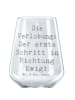 Mr. & Mrs. Panda Weinkelch Spruch Verlobung Schritt mit Spruch in Transparent