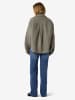 Noisy may Shacket in Laurel Wreath1