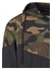 Urban Classics Windbreaker in blk/woodcamo