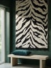 KADIMA DESIGN MARA Hochflorteppich Boho flauschig Tiermotiv Zebra 160x230 Monochrom in Natur