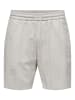 ONLY & SONS Shorts in Cloud Dancer