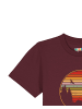 wat? Apparel T-Shirt Sunset Berge & Tannen in Weinrot