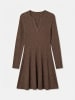 Vero Moda Strickkleid in Warm Taupe