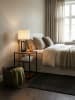 KADIMA DESIGN Massiver Sheesham-Holz Nachttisch, Industrie-Stil, 3 Ablagen