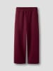 name it Hose in Burgundy
