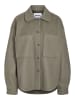 Noisy may Shacket in Laurel Wreath1