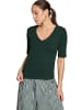 Zero  Basic Shirt mit V-Ausschnitt in Green Forest