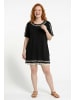 Shape Of You Blouse in Schwarz